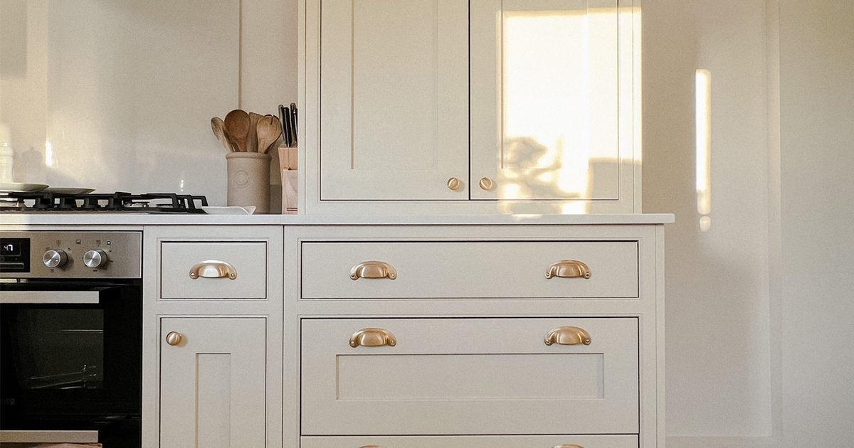 Samantha Joy creates a cosy, calm country kitchen | Gemini Worktops